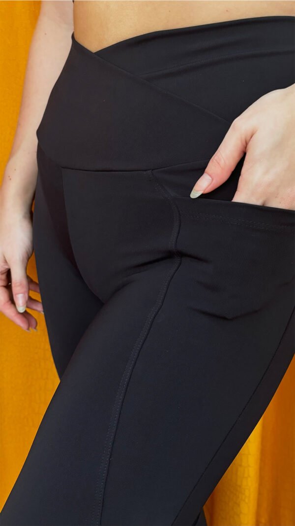 Molde Calça Legging com Bolsos Fitness Feminino Slim