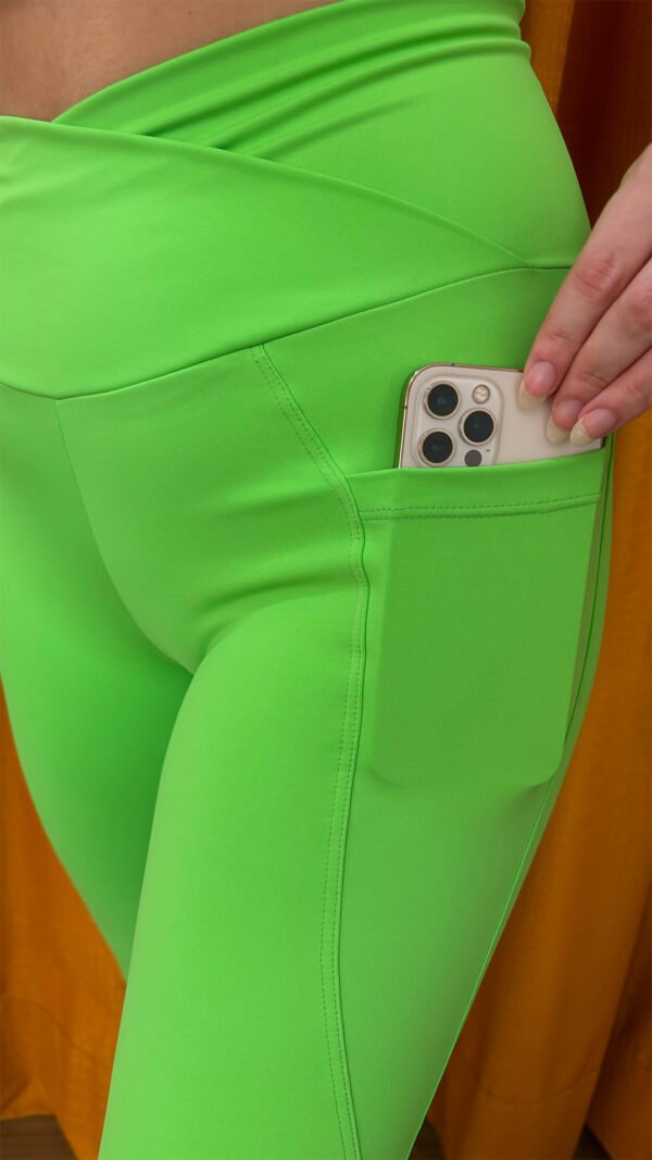 Molde Calça Legging com Bolsos Fitness Feminino Slim - Image 3