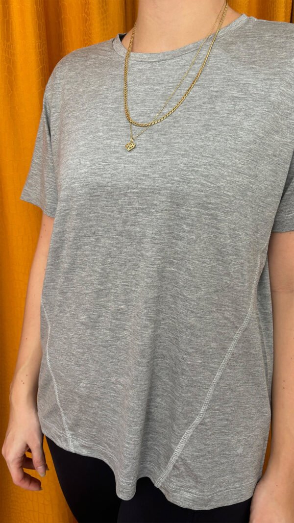Molde Camiseta com Trançador Diagonal Fitness Agênero Slim - Image 4